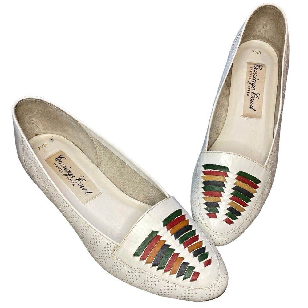 Carriage Court Aztec Leather Slip On Flats White Multicolor Leather Size 7.5
